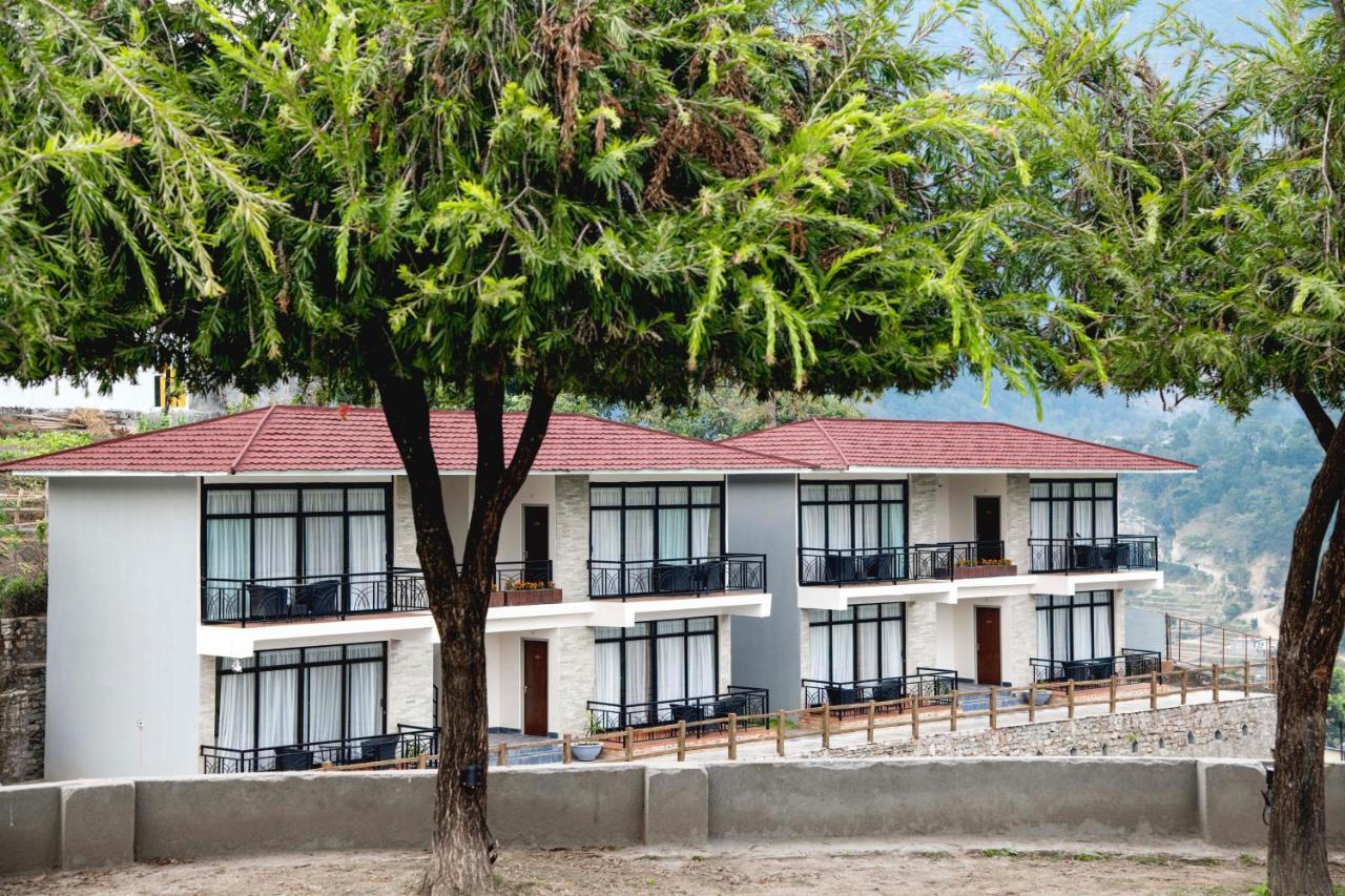 Gateway Himalaya Resort Ghanpokhara Exteriör bild
