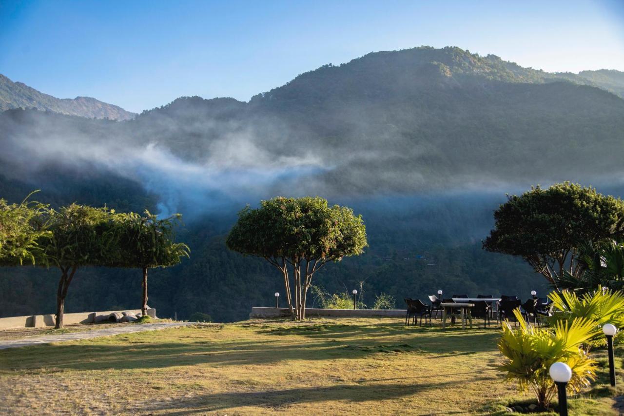 Gateway Himalaya Resort Ghanpokhara Exteriör bild