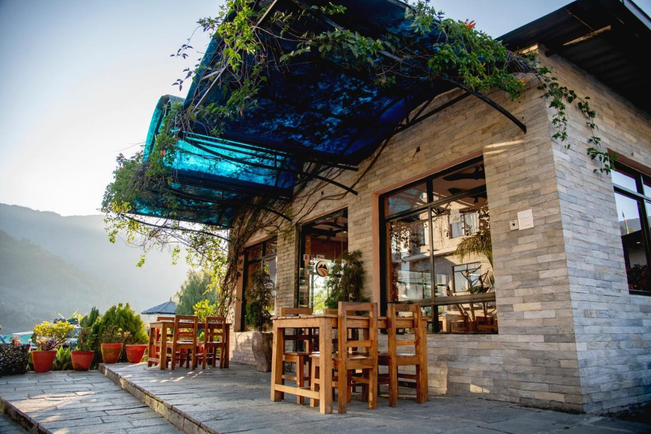 Gateway Himalaya Resort Ghanpokhara Exteriör bild